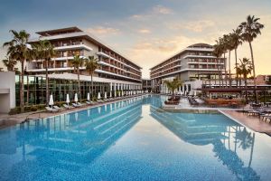 ACANTHUS CENNET BARUT COLLECTION