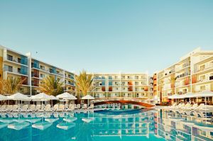 BARUT SUNWING SIDE BEACH