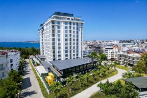 CITY POINT BEACH AND SPA HOTEL