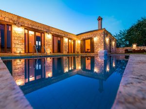 VILLA ASTARTE VANATO