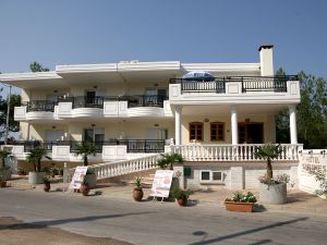 SIRINES HOTEL - BB/HB