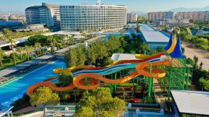 CRYSTAL CENTRO RESORT & SPA