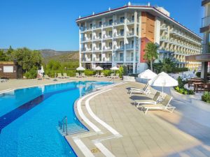 RAMADA HOTELS SUITES BY WYNDHAM