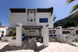 CLUB MUNAMAR BEACH RESORT