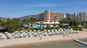 THE HOLIDAY RESORT
