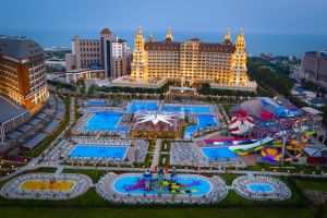 ROYAL SEGINUS RESORT