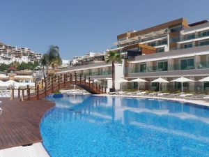 BELLAZURE HOTEL (EX. SENTIDO BELLAZURE)