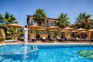 GREEK PRIDE HOTEL APPARTMENTS