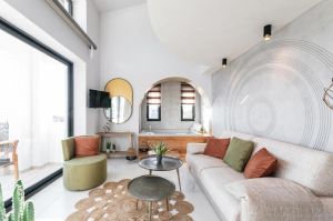 COCOONING SUITES BY BLUE CARPET