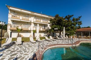 GREEK PRIDE THEMELIS