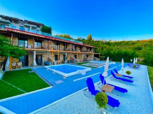 KOUMAROS APARTHOTEL HALKIDIKI