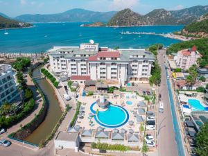FAROS PREMIUM BEACH HOTEL