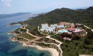 AGIONISSI RESORT