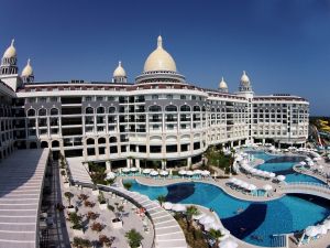 DIAMOND PREMIUM HOTEL SPA