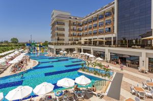 GLAMOUR RESORT & SPA