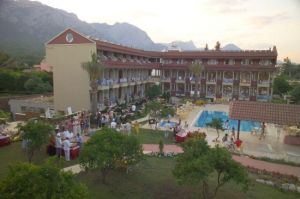 CLUB ARES HOTEL 