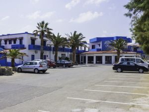 MARI BEACH HOTEL