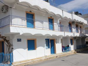 MICHALE MARE APARTMENT HOTEL - RR