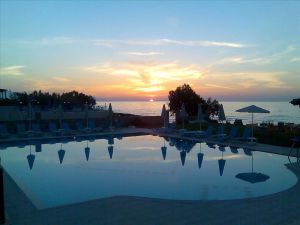 KRINI BEACH HOTEL - ALL INCLUSIVE
