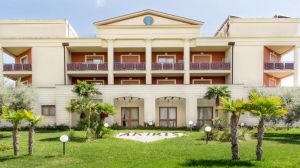 Akiris Resort Premium