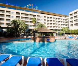 Apartamentos Estival Park