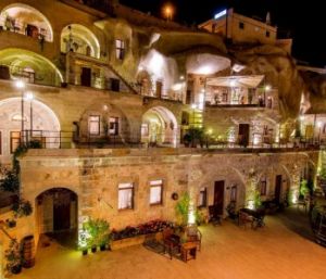 HERA CAVE SUITES